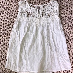 Flower lace tank top